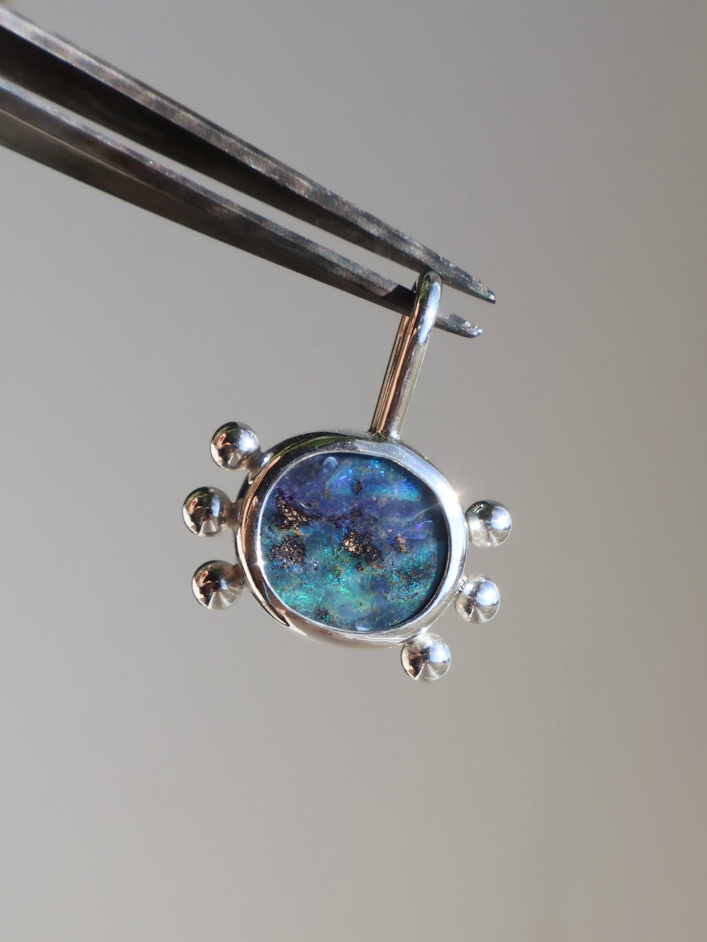 Earthy Aussie opal