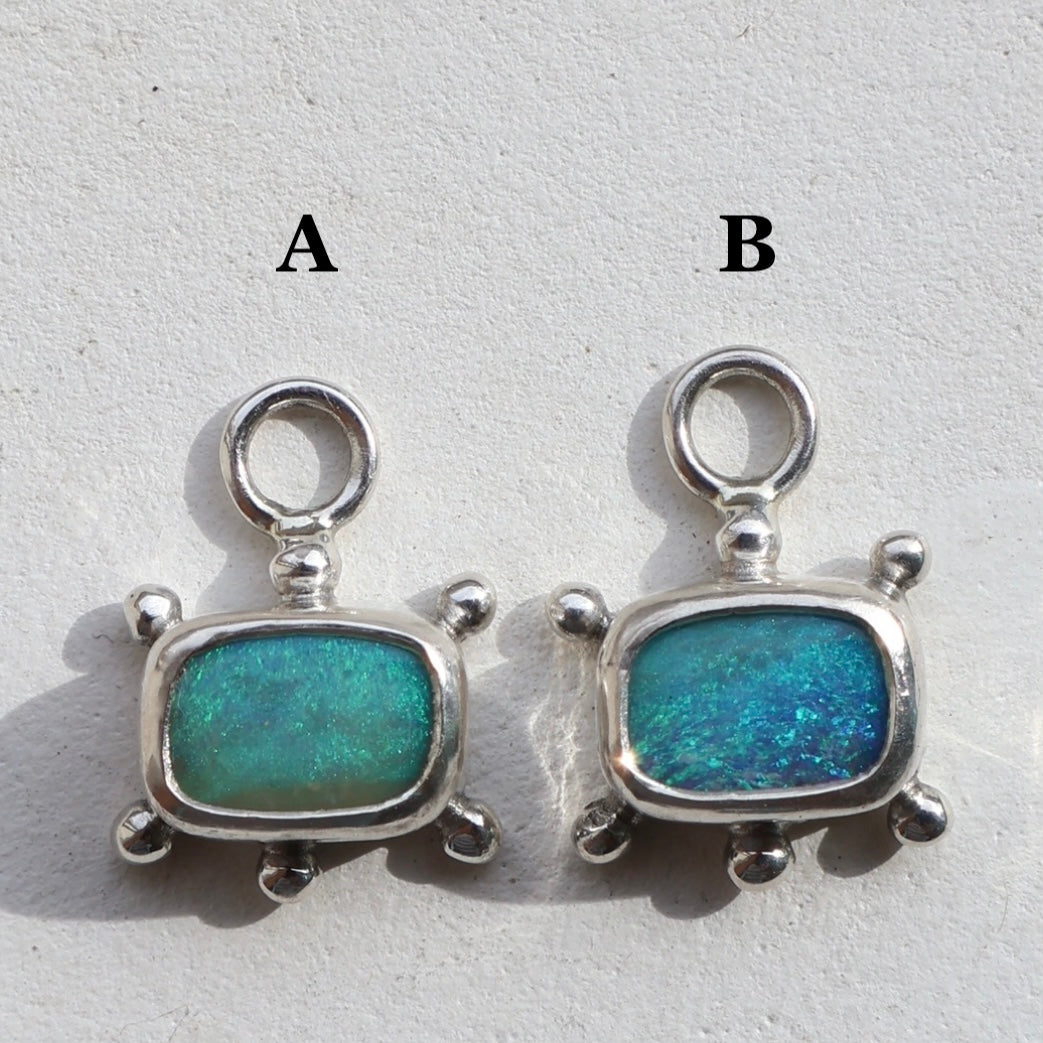 Ocean Blue Charm (A)