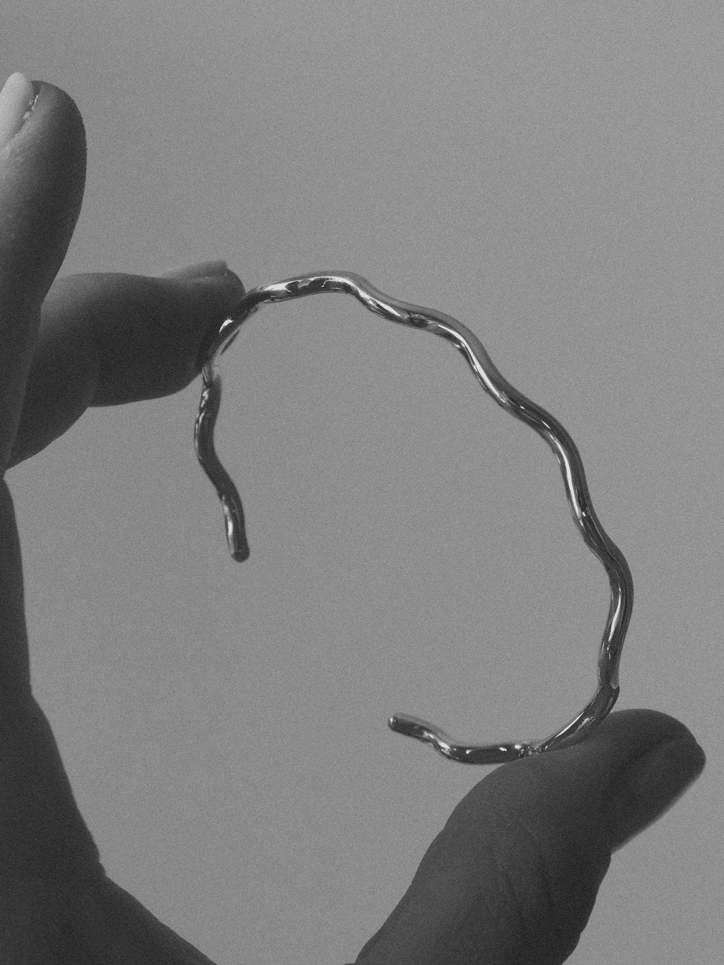 Wavy baby cuff