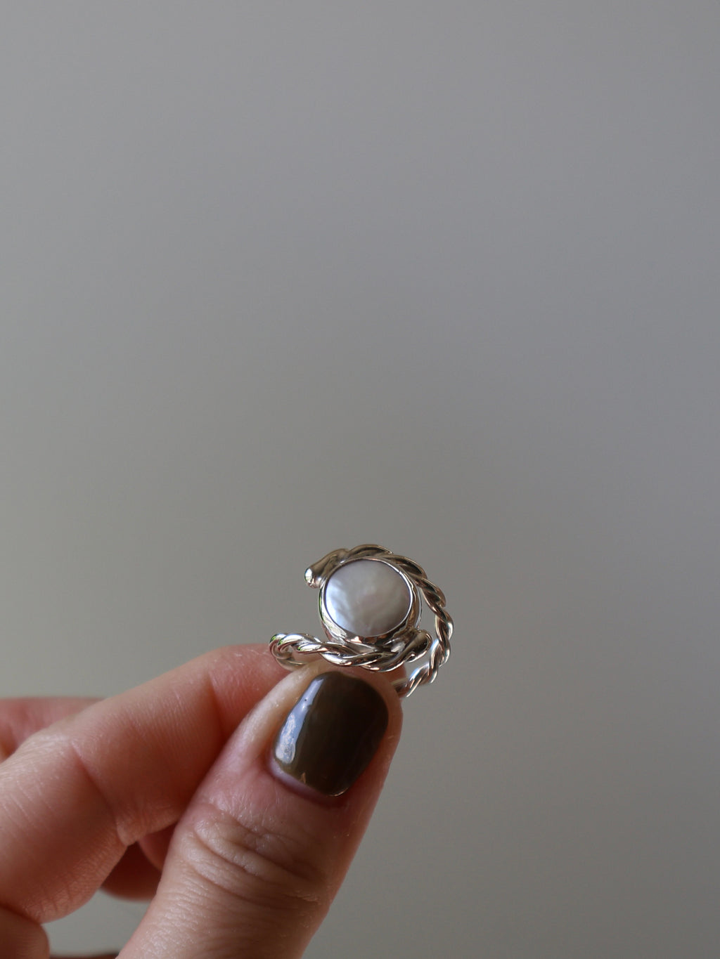 Twisted pearl ring