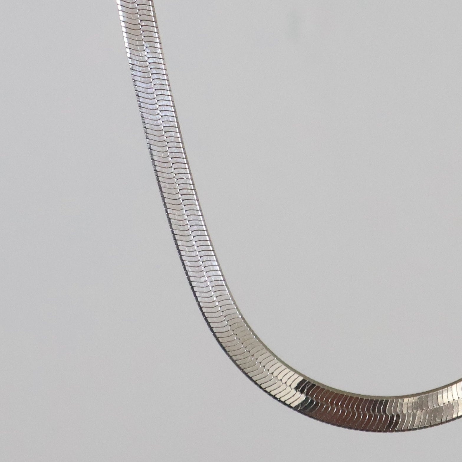 Sterling Silver Herringbone Chain 18"