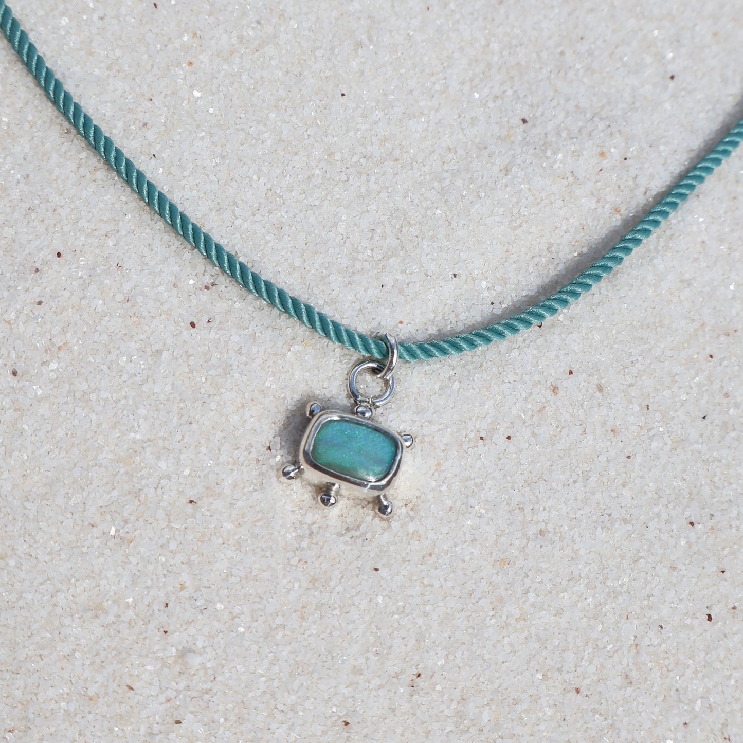 Ocean Blue Charm (A)