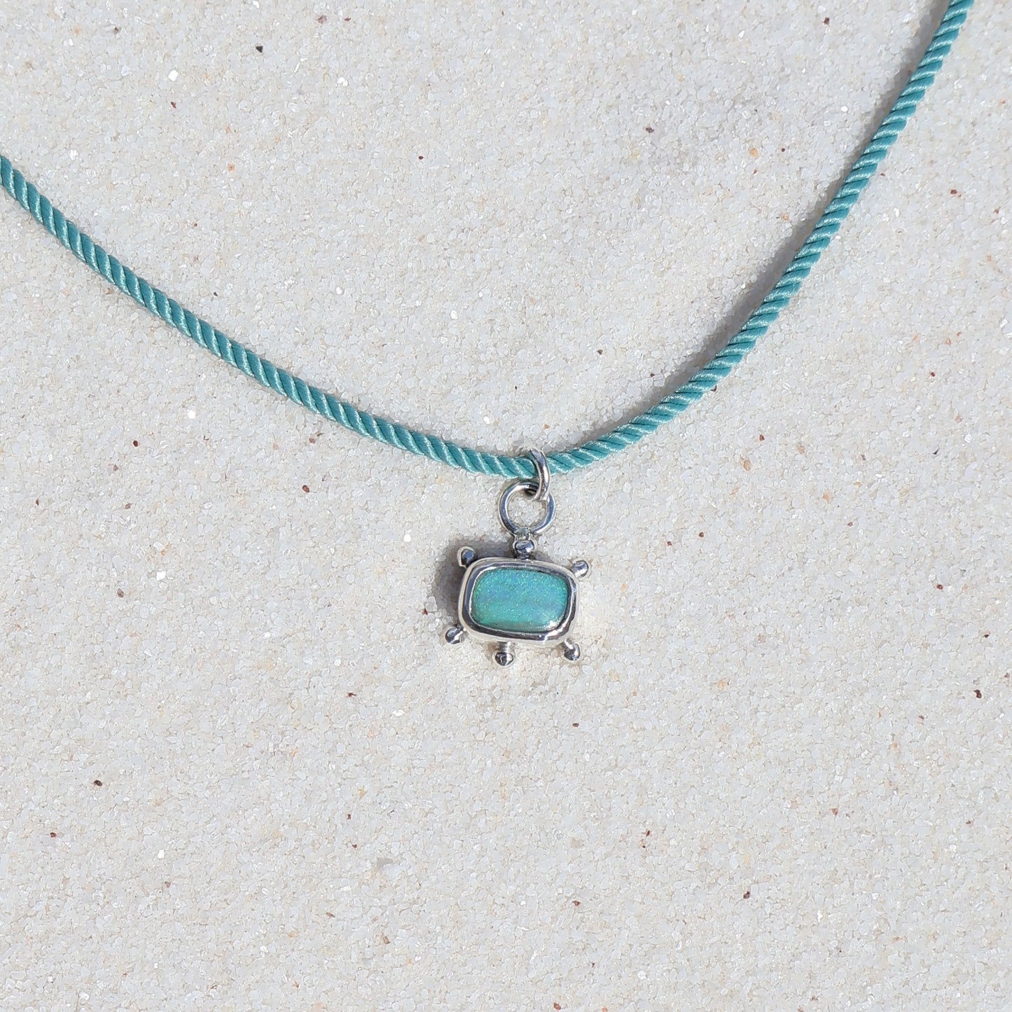Ocean Blue Charm (A)