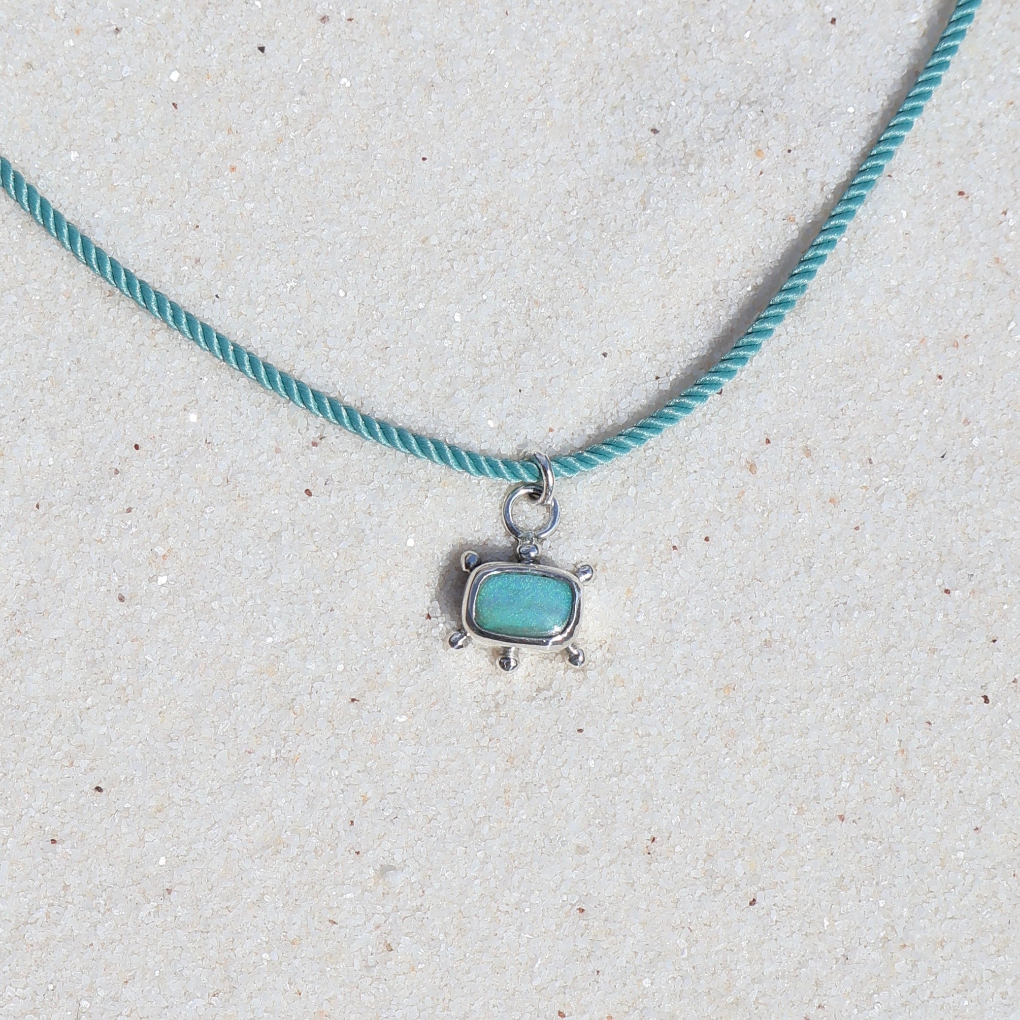 Ocean Blue Charm (A)