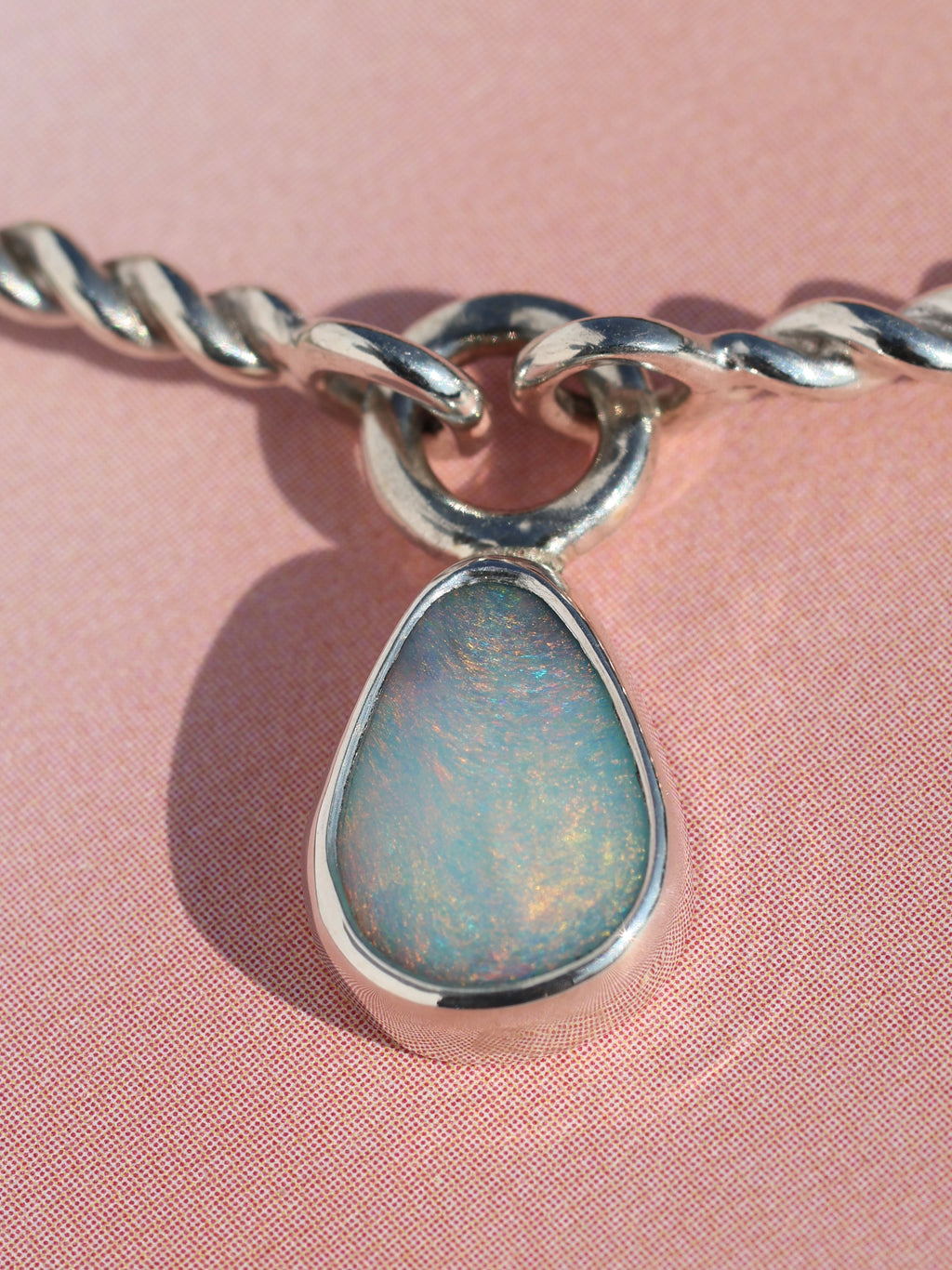 Twisted Chocker