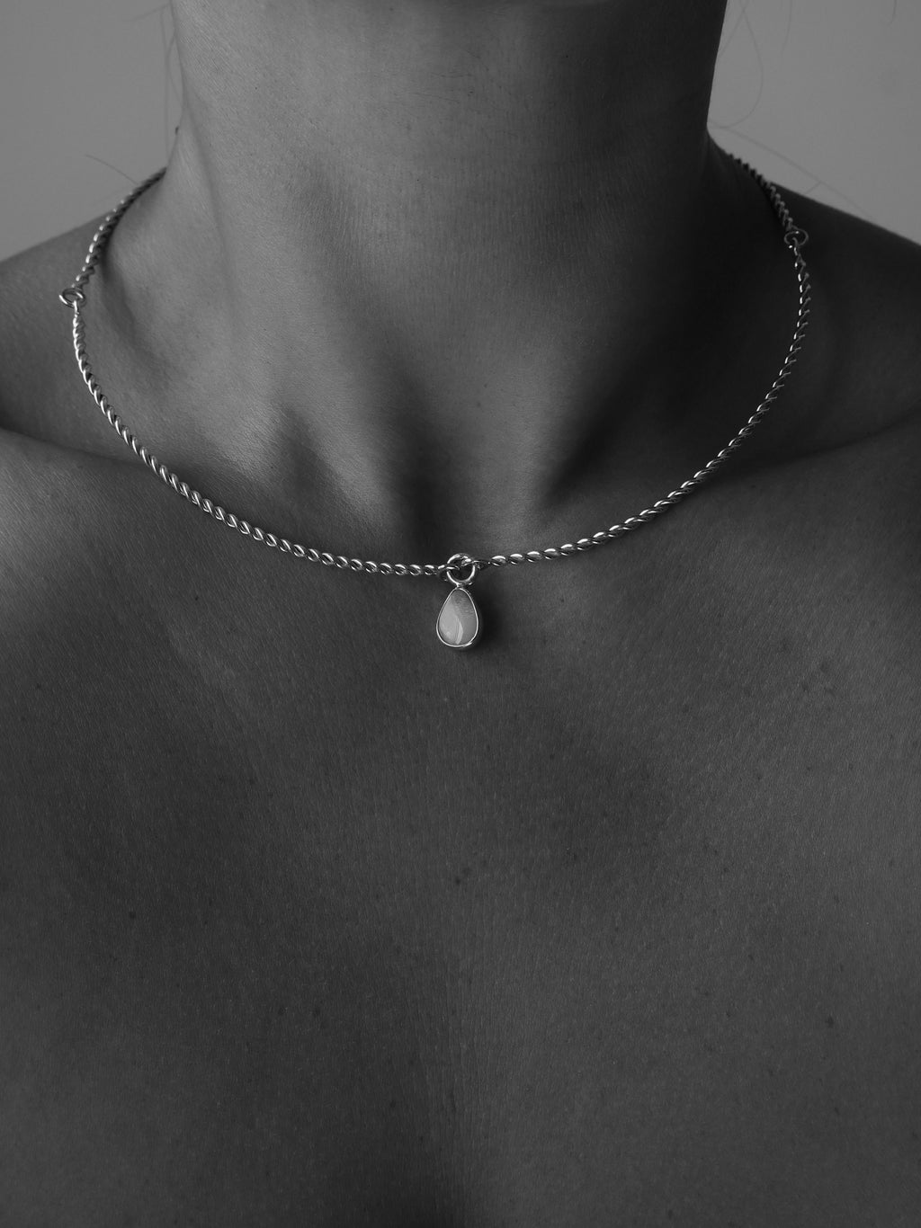 Twisted Chocker