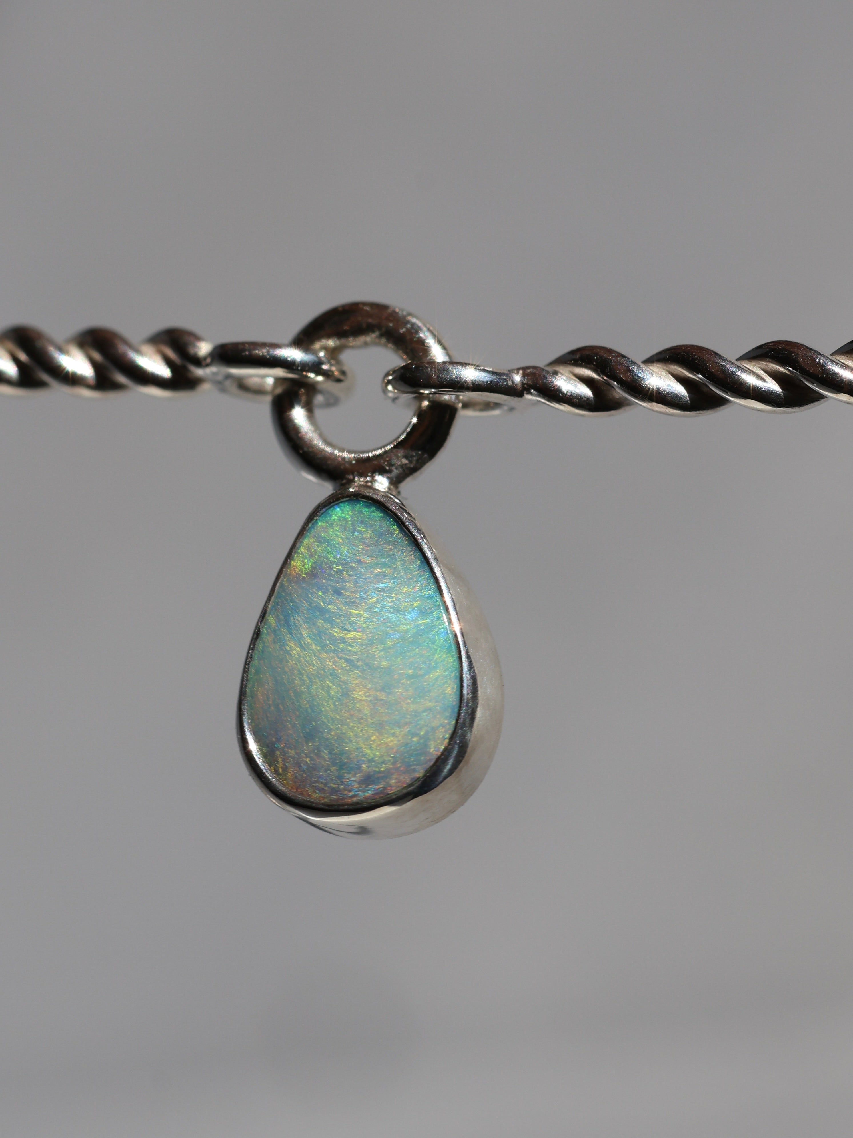Twisted Chocker