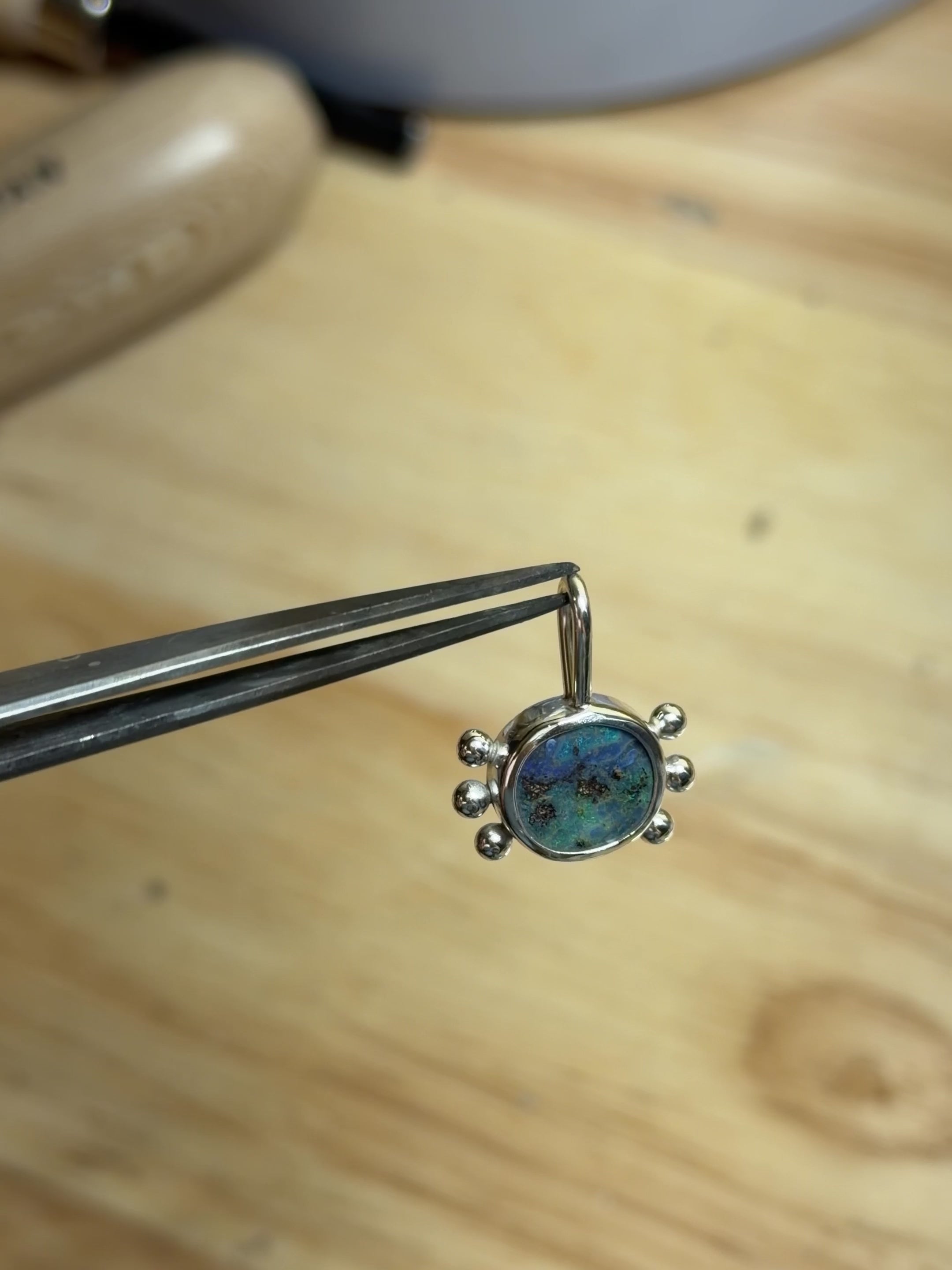 Earthy Aussie opal